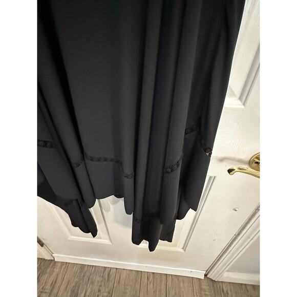 BCBGMAXAZRIA Women's Black Kristen Lace Asymmetric Midi Dress Size Large - Picture 4 of 8